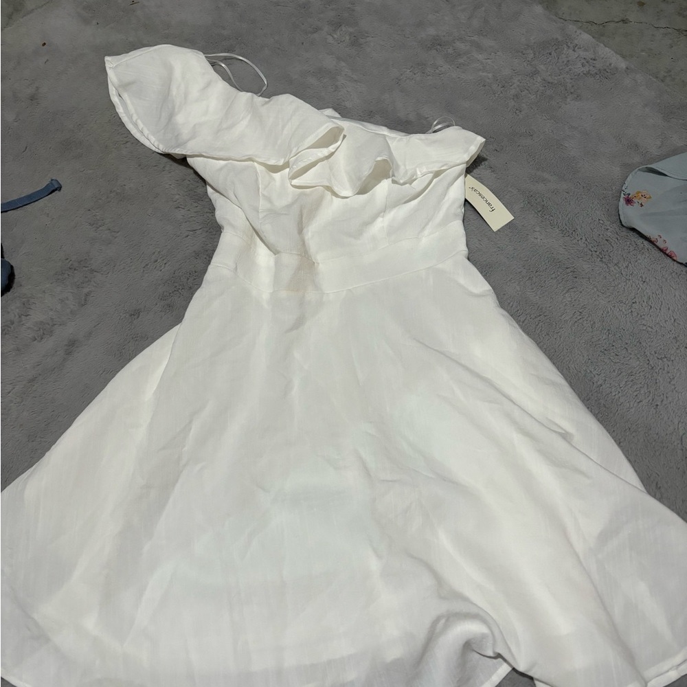 White one shoulder dress